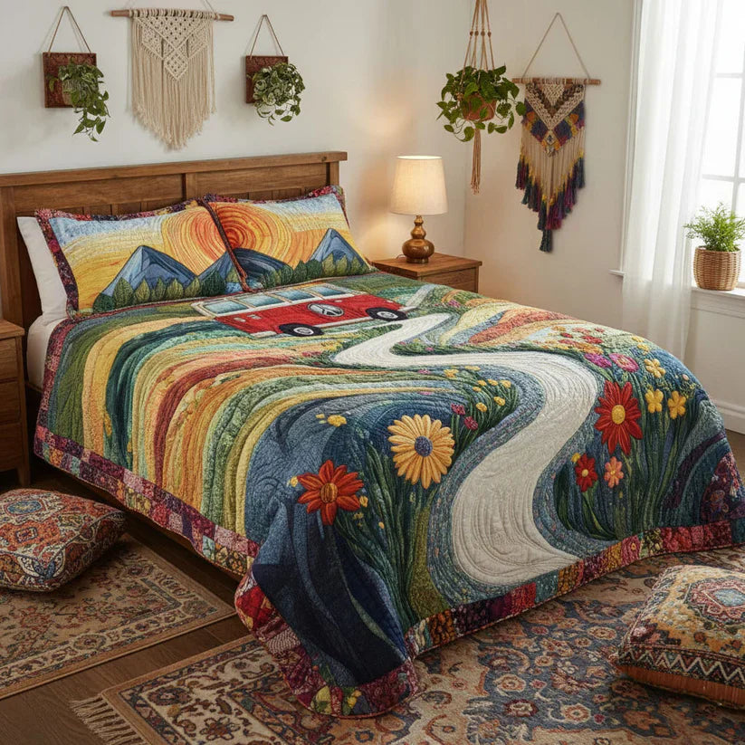 Vintage Travel 3-Piece Quilted Bedding Set