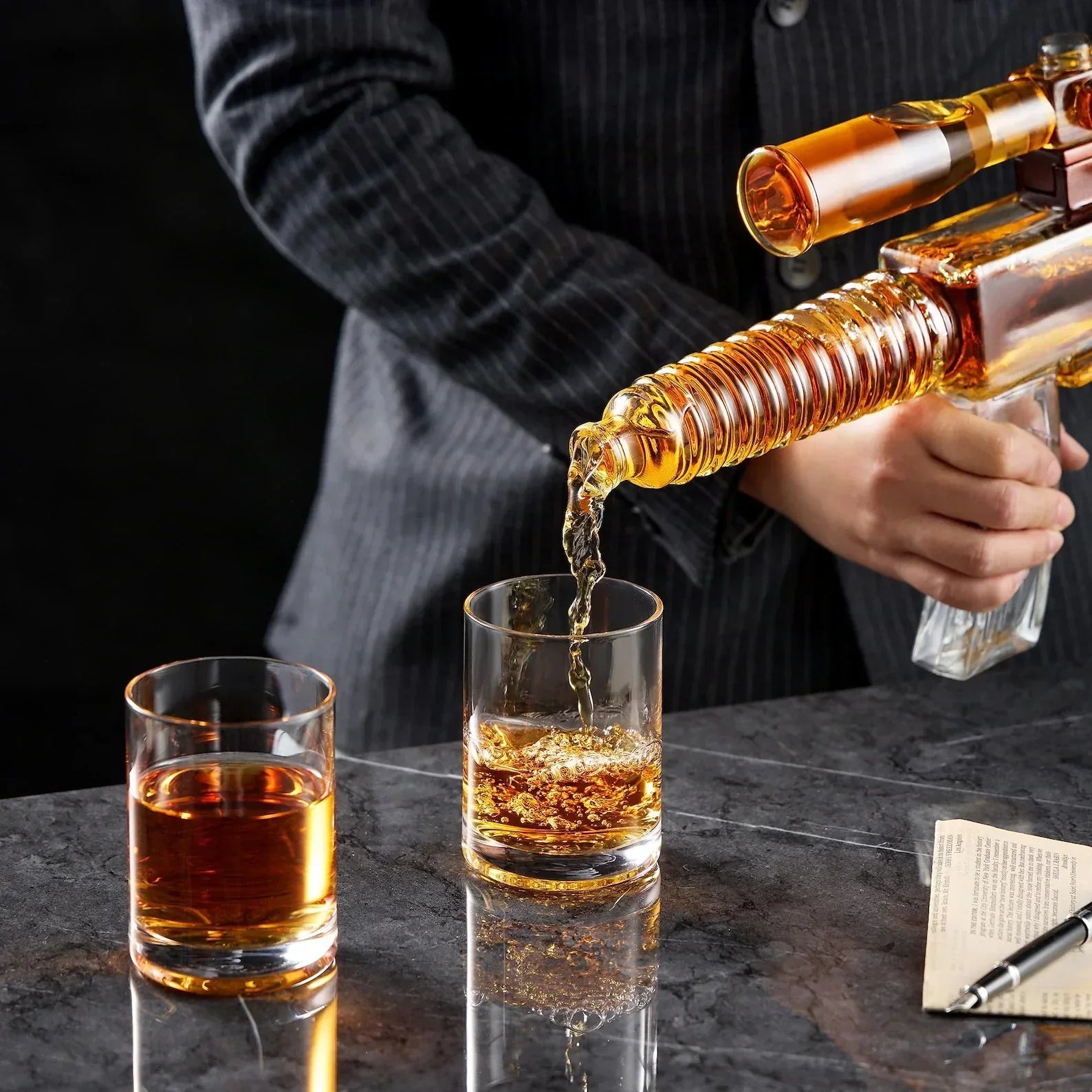 Whiskey Bottle - Rifle Set Edition with Glasses